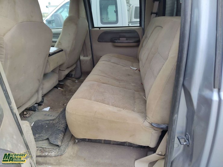 2003-ford-f550-image-13