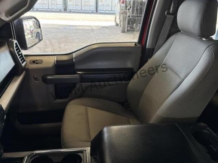 2018-ford-f150-image-21