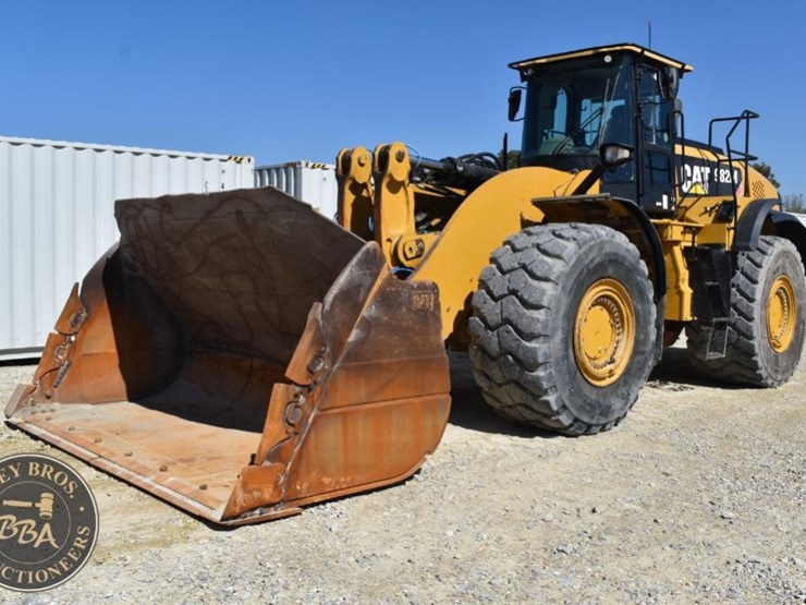 2016-caterpillar-982m-image-1