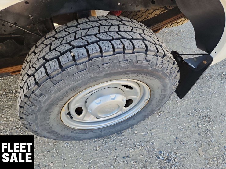 2011-ford-f250-image-32