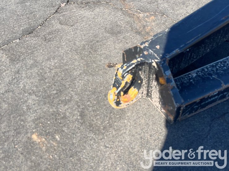 2024-jcb-330/71713-image-5