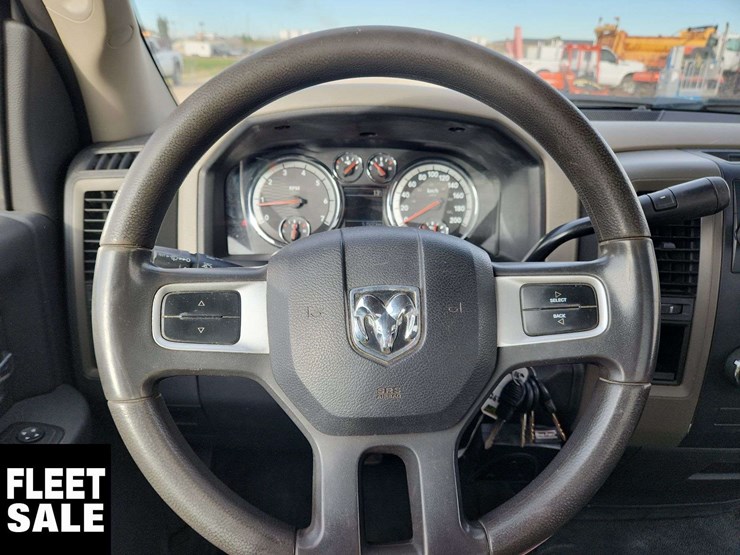 2011-ram-2500-st-image-13