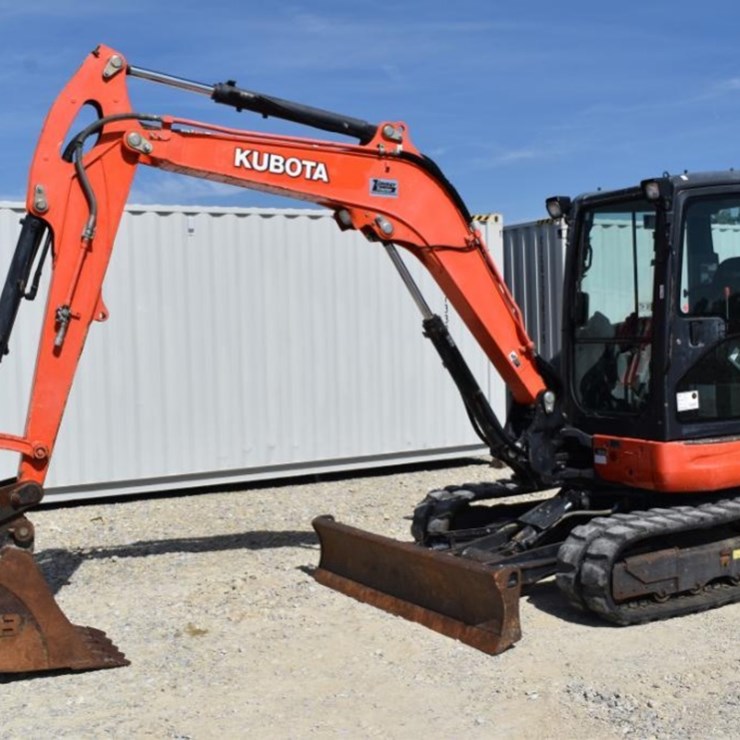 2017 KUBOTA KX057-4