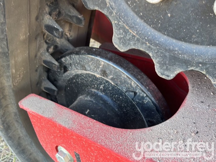 2023-manitou-1050rt-image-43