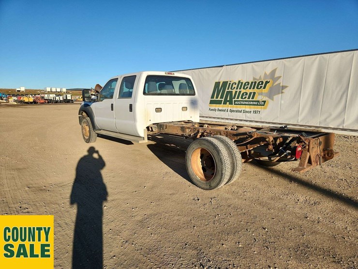 2013-ford-f550-image-3