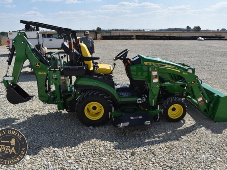 2022-john-deere-1025r-image-5