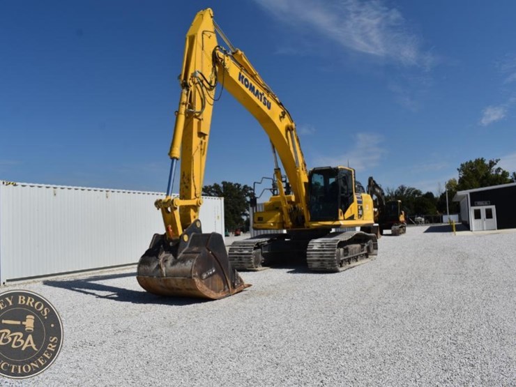 2023-komatsu-pc360-lc-11-image-13
