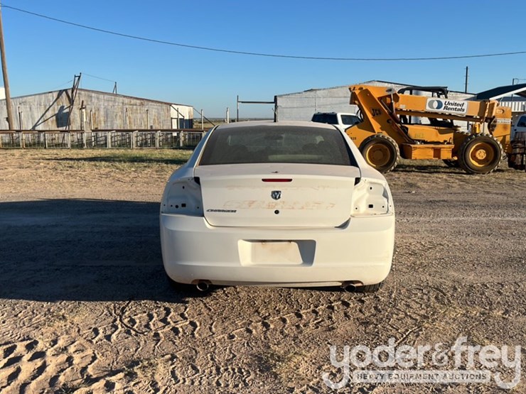 2008-dodge-charger-image-4