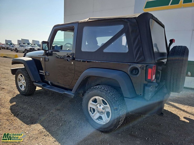 2015-jeep-wrangler-image-3