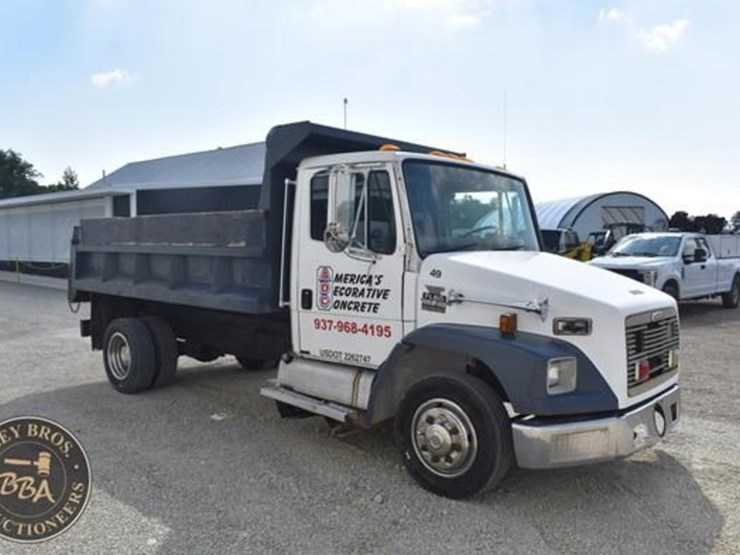 1999-freightliner-fl60-image-15