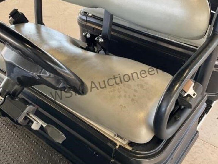 2022-carryall-1700-sxs-image-15