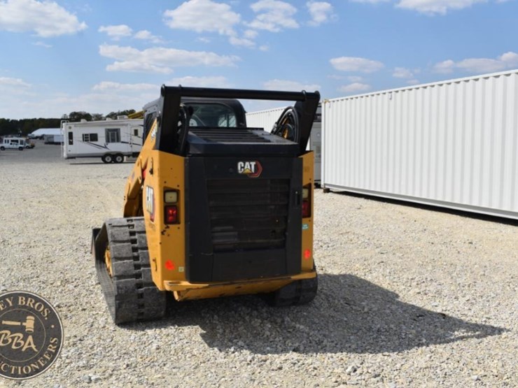 2020-caterpillar-299d3-image-5
