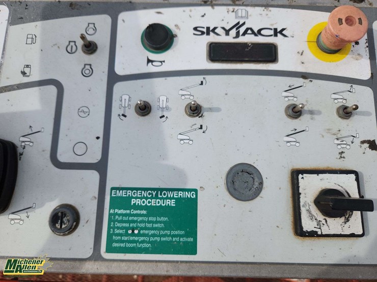 2014-skyjack-sj45t-image-10