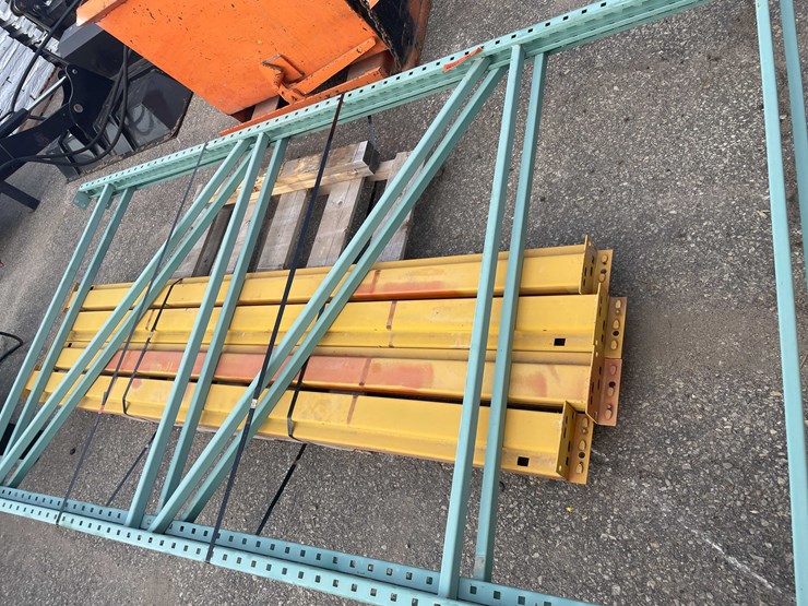 #3074-•-teardrop-pallet-racking-(o8)-image-4