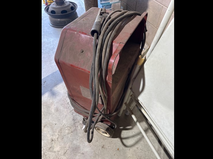 #78-•-lincoln-225-welder-image-2