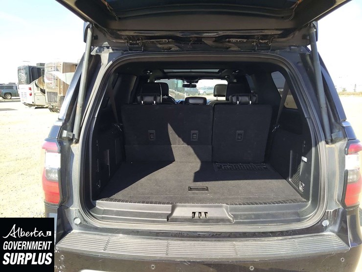2021-ford-expedition-image-23