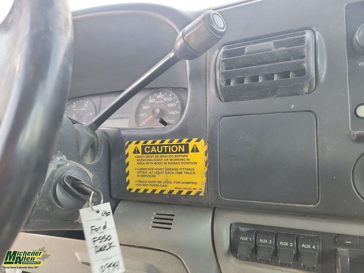 2006-ford-f550-image-16