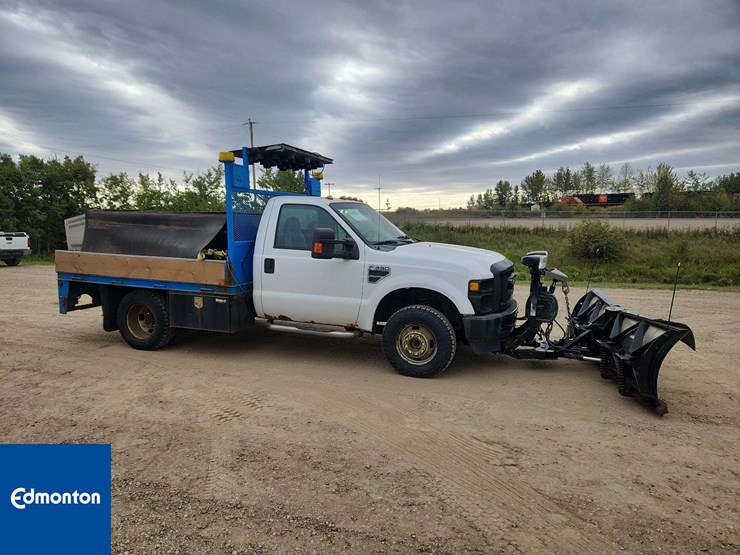 2009-ford-f350-image-32