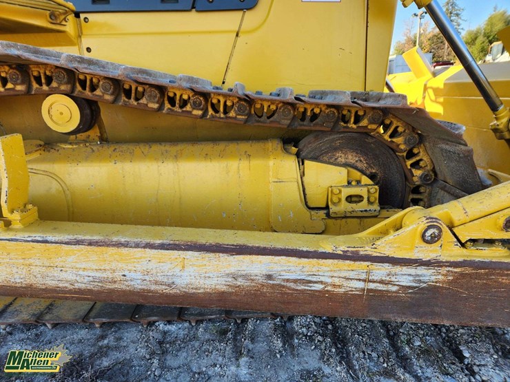 2015-komatsu-d65px-image-31