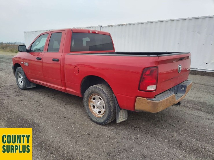 2015-ram-tradesman-image-3