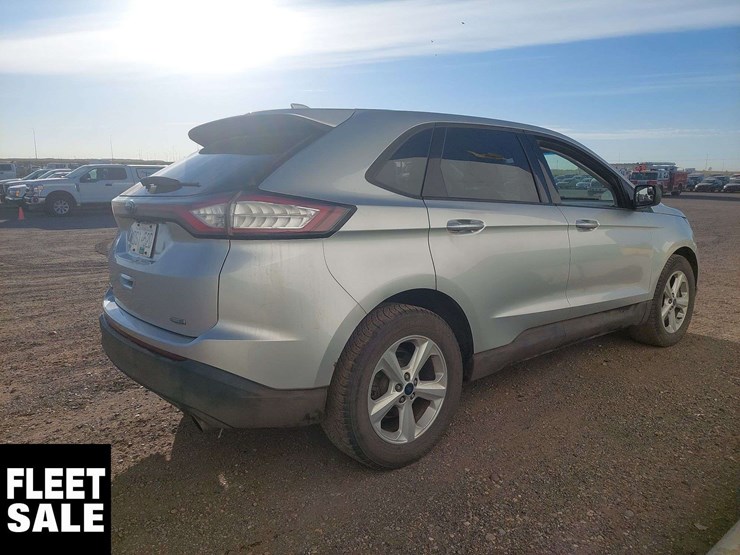 2016-ford-edge-image-4