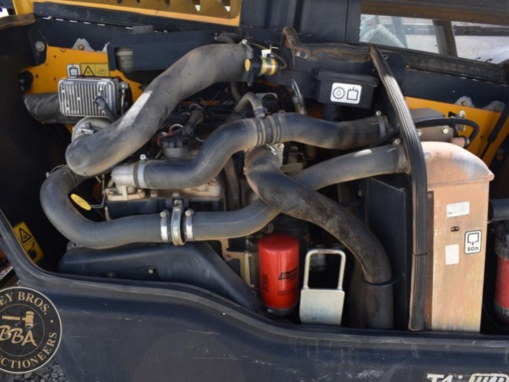 2015-jcb-510-56-image-17