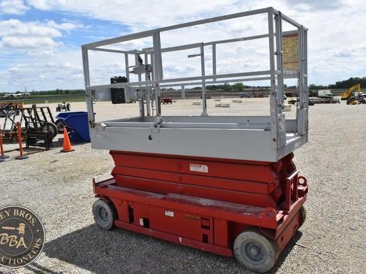 electric-scissor-lift-37988-image-9