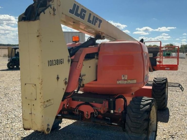 2013-jlg-600aj-image-8