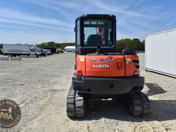 2017-kubota-kx057-4-image-4