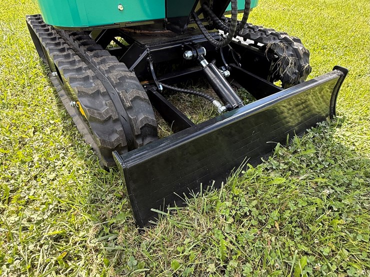 #614-•-2025-cfg-industrial-h15r-hydraulic-track-type-mini-excavator-image-3