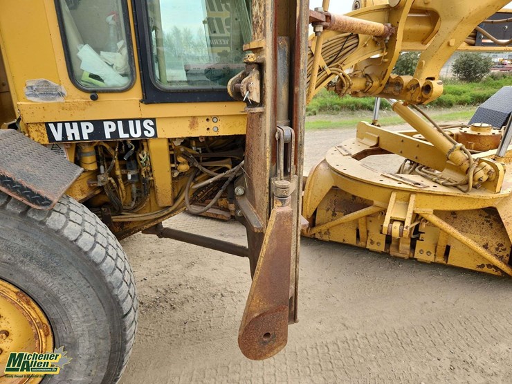 2007-caterpillar-140h-image-37