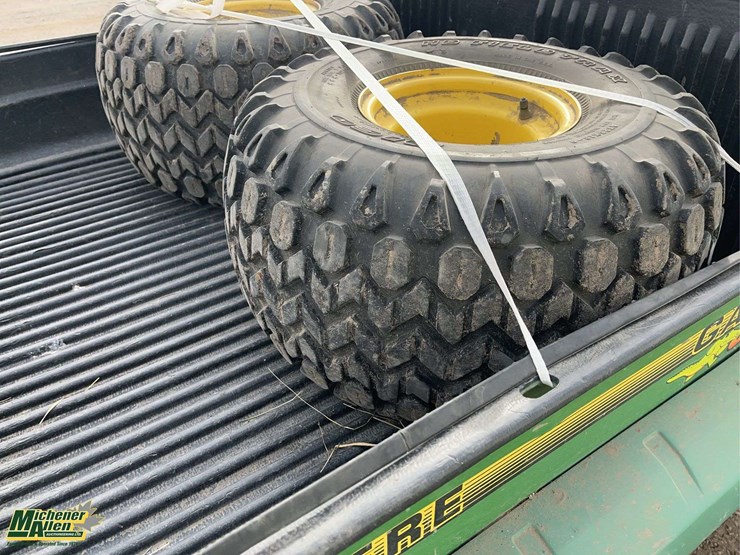 john-deere-gator-image-10