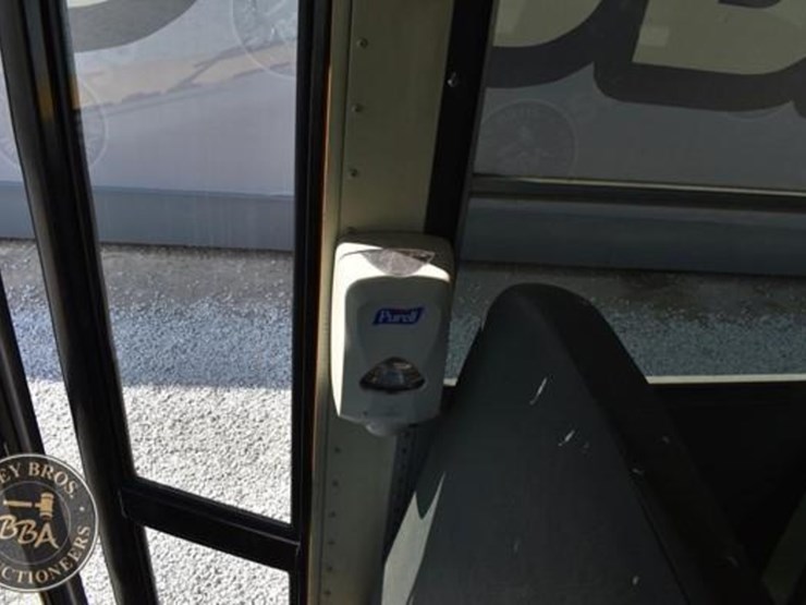 2012-ic-bus-ce-image-44