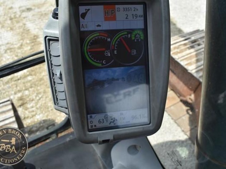 2018-deere-210g-lc-image-61