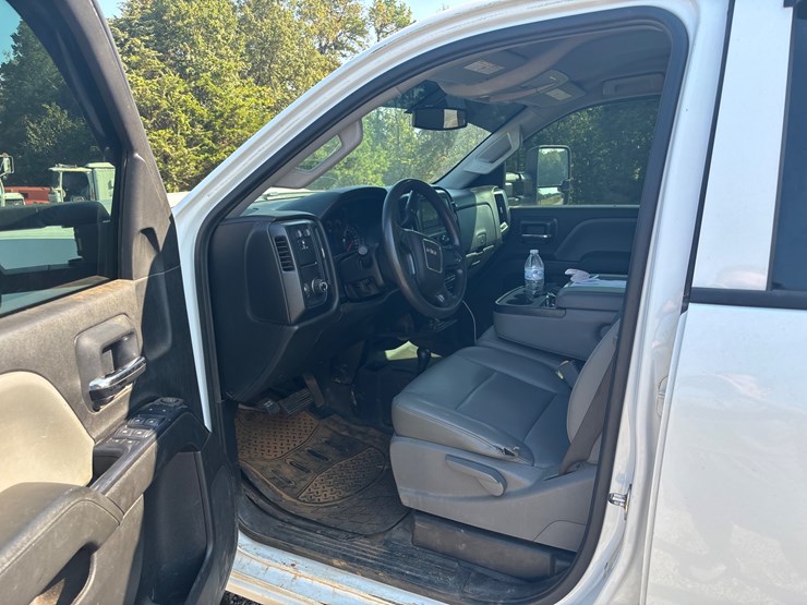 2019-gmc-sierra-3500hd-image-10