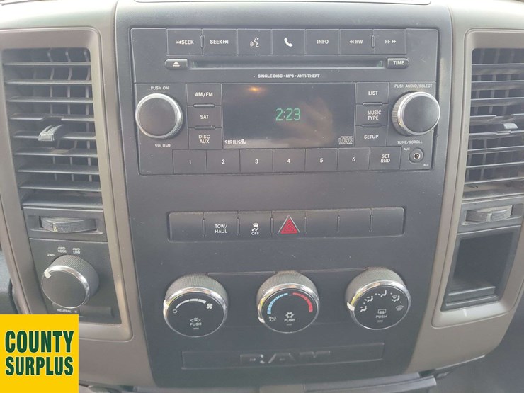 2012-ram-tradesman-image-13