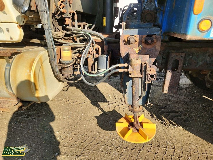 2012-international-workstar-7600-image-40