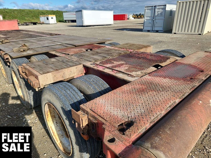 2008-manac-tri/a-step-deck-trailer-image-11