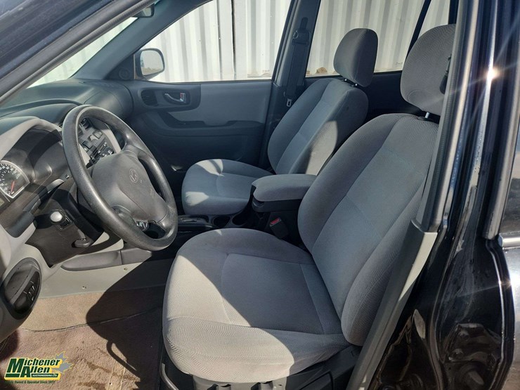 2005-hyundai-santa-fe-image-15