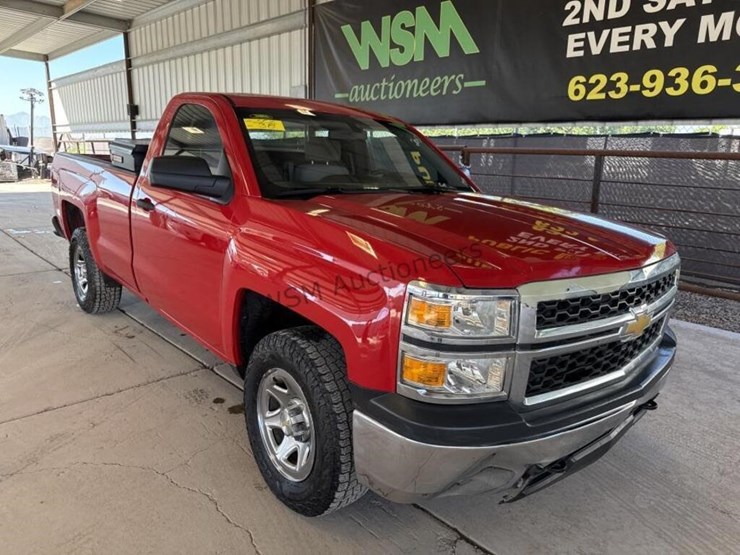 2015-chevrolet-silverado-1500-image-2