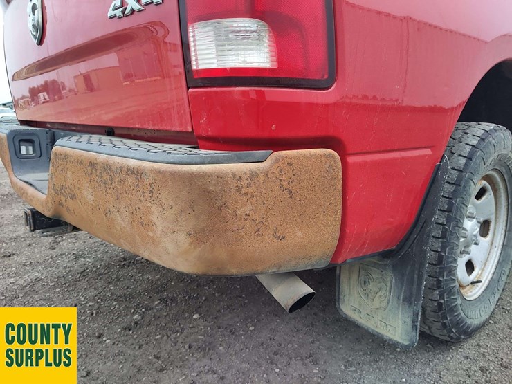 2015-ram-tradesman-image-21