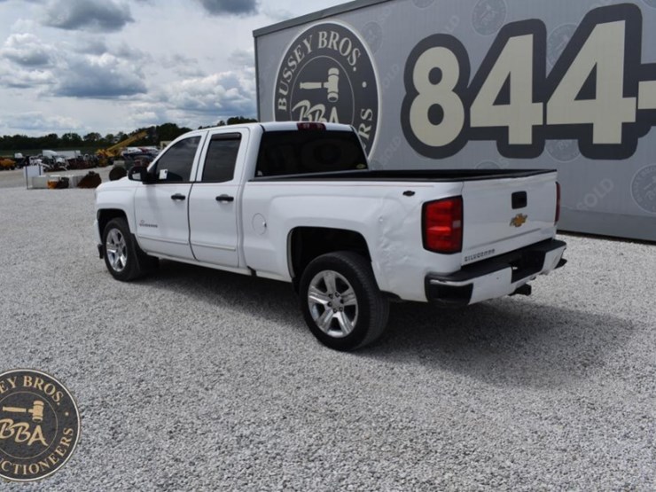 2016-chevrolet-silverado-1500-image-11
