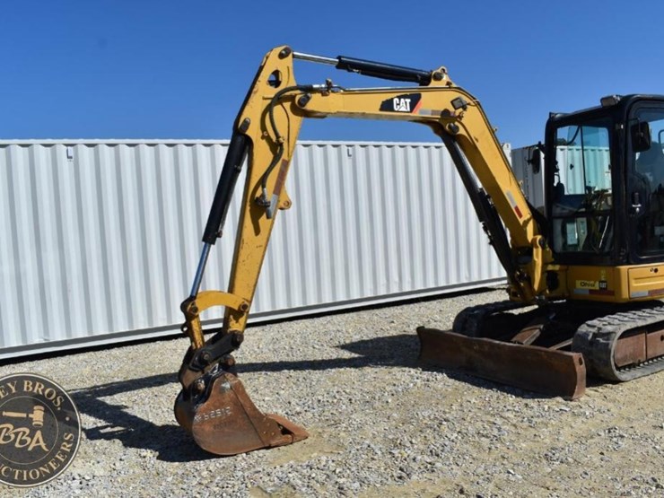 2013-caterpillar-305.5d-cr-image-24