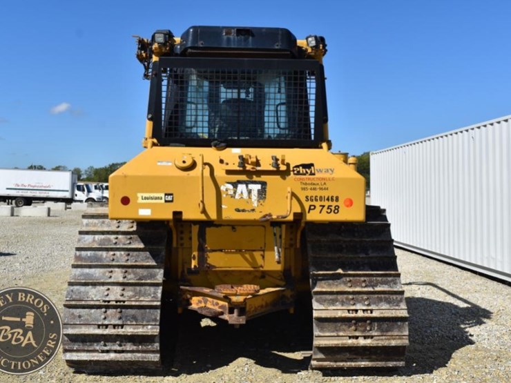 2020-caterpillar-d6n-lgp-image-25