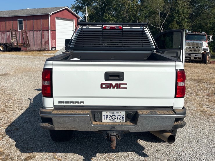 2019-gmc-sierra-3500hd-image-4