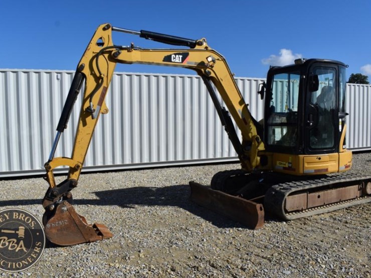 2013-caterpillar-305.5d-cr-image-3