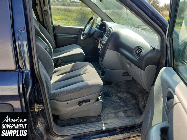 2006-dodge-caravan-image-16