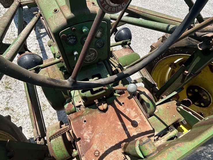 1956-john-deere-520-image-19