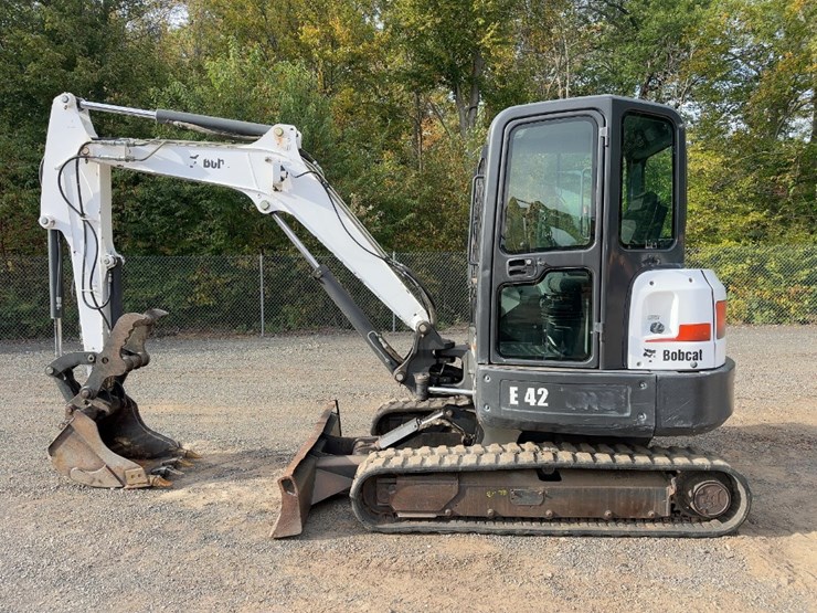 2013-bobcat-e42-image-2