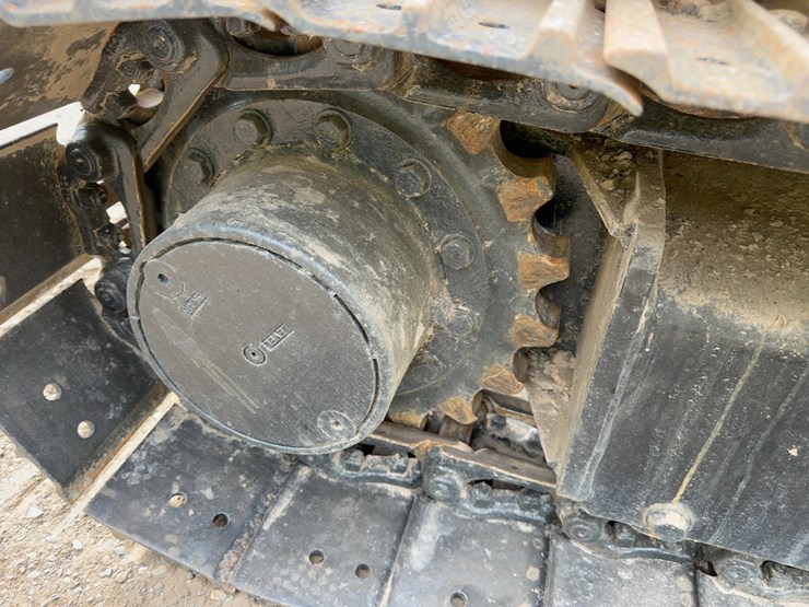 2021-caterpillar-305-image-25